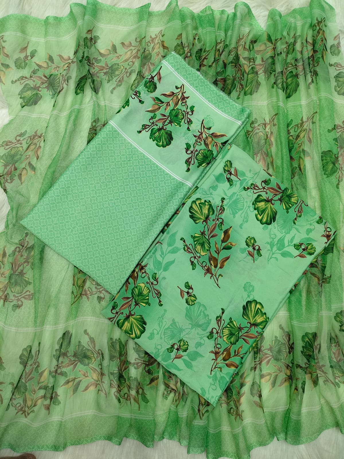 Indian Risika Silk Unstitch Three Piece - Image 2